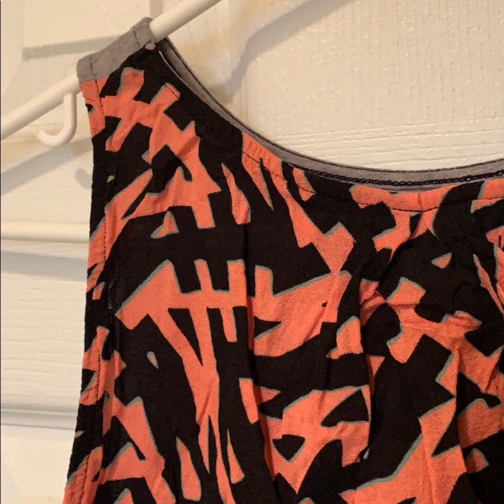 Crop top with low back - Picture 3 of 4